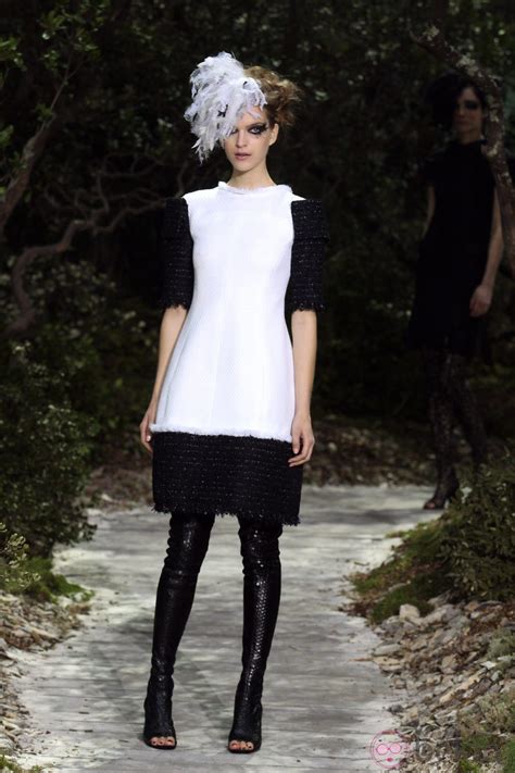 chanel blanco y negro|Chanel vestidos.